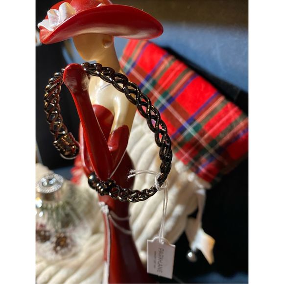 NWT - 🖤 HEMATITE LIFESTYLE OPEN BRACELET WEAR DIFFERENT WAYS ARM PARTY STARTER - Picture 3 of 7